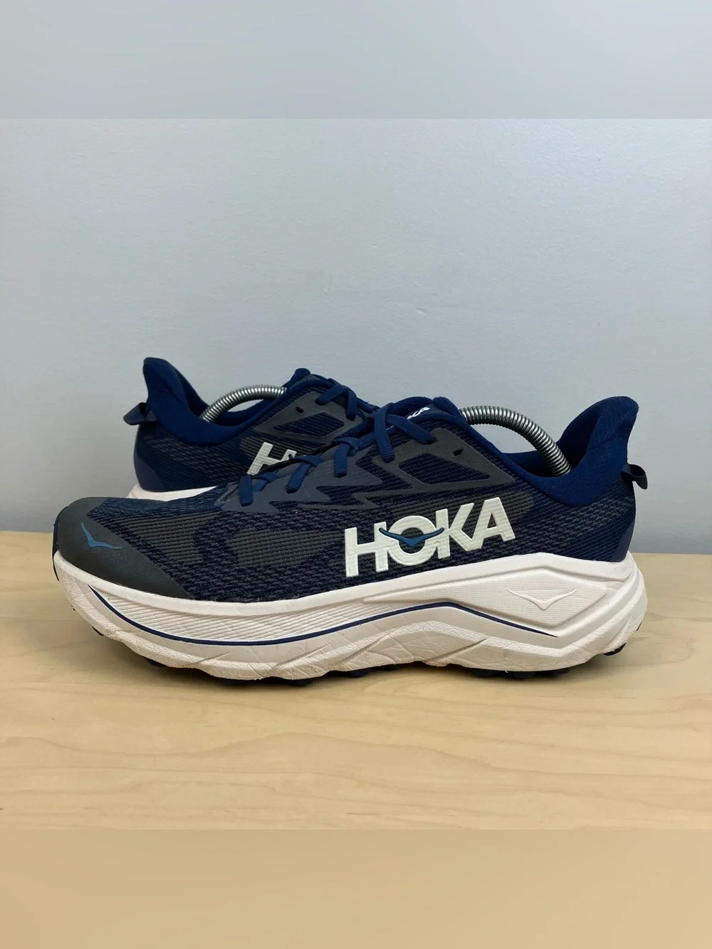 Hoka One One Men’s Size 11.0 D Challenger 8 All Terrain Athletic Running Shoes